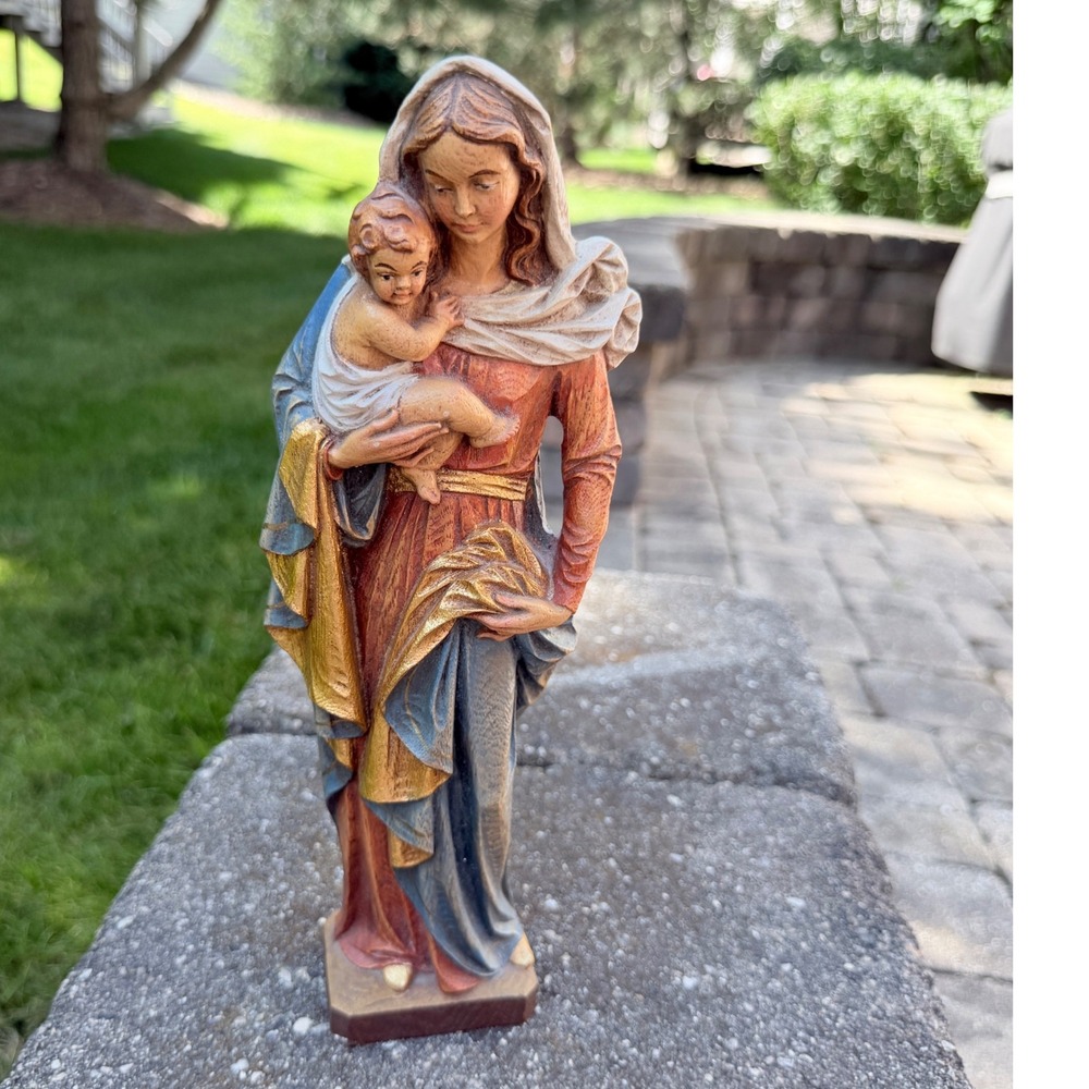 Unbranded Madonna and Child Statue Figurine 9in Multicolor Excellent Religious